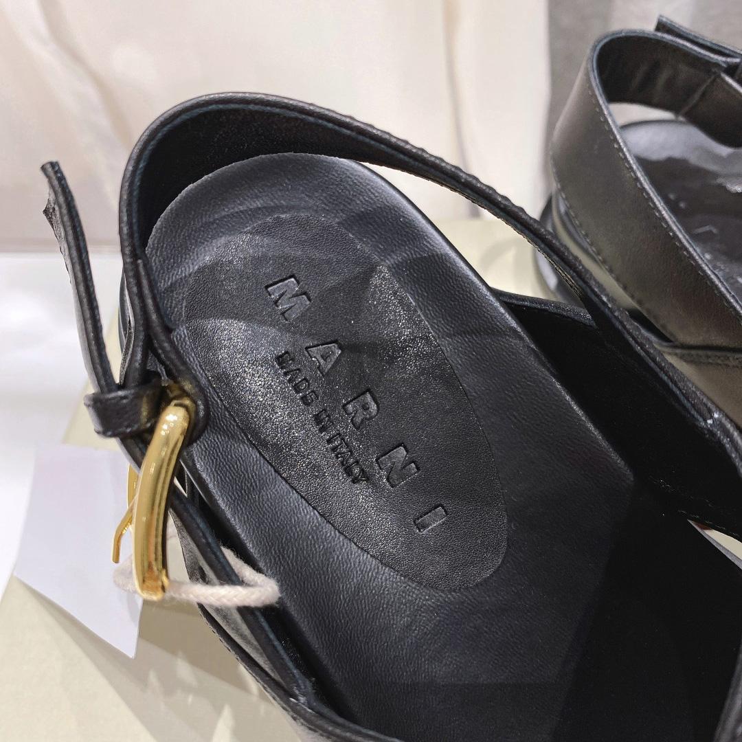 Marni Black And White Leather Fussbett - PerfectKickZ