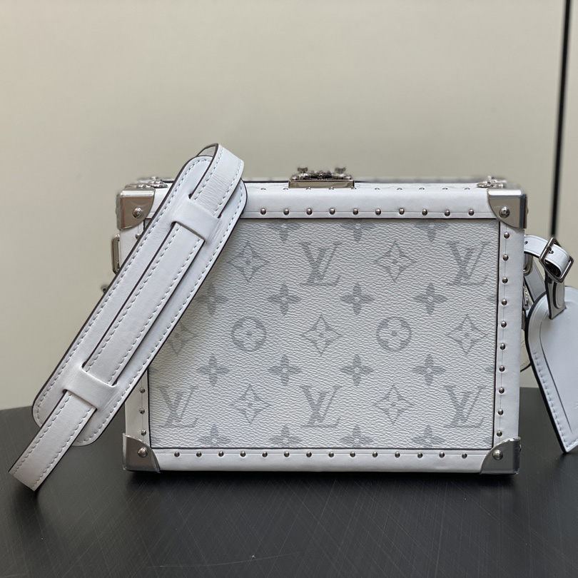 Louis Vuitton Clutch Box   M20251 - PerfectKickZ