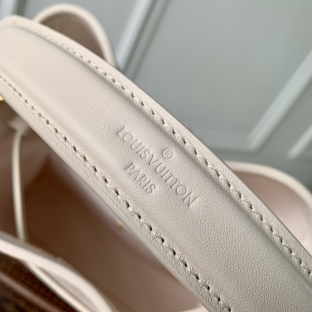 Louis Vuitton Néonoé BB   M24649 - PerfectKickZ