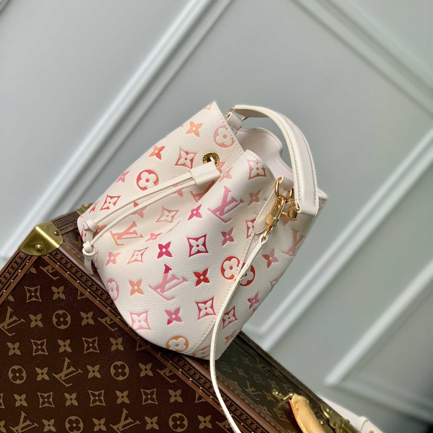 Louis Vuitton Néonoé BB   M24649 - PerfectKickZ