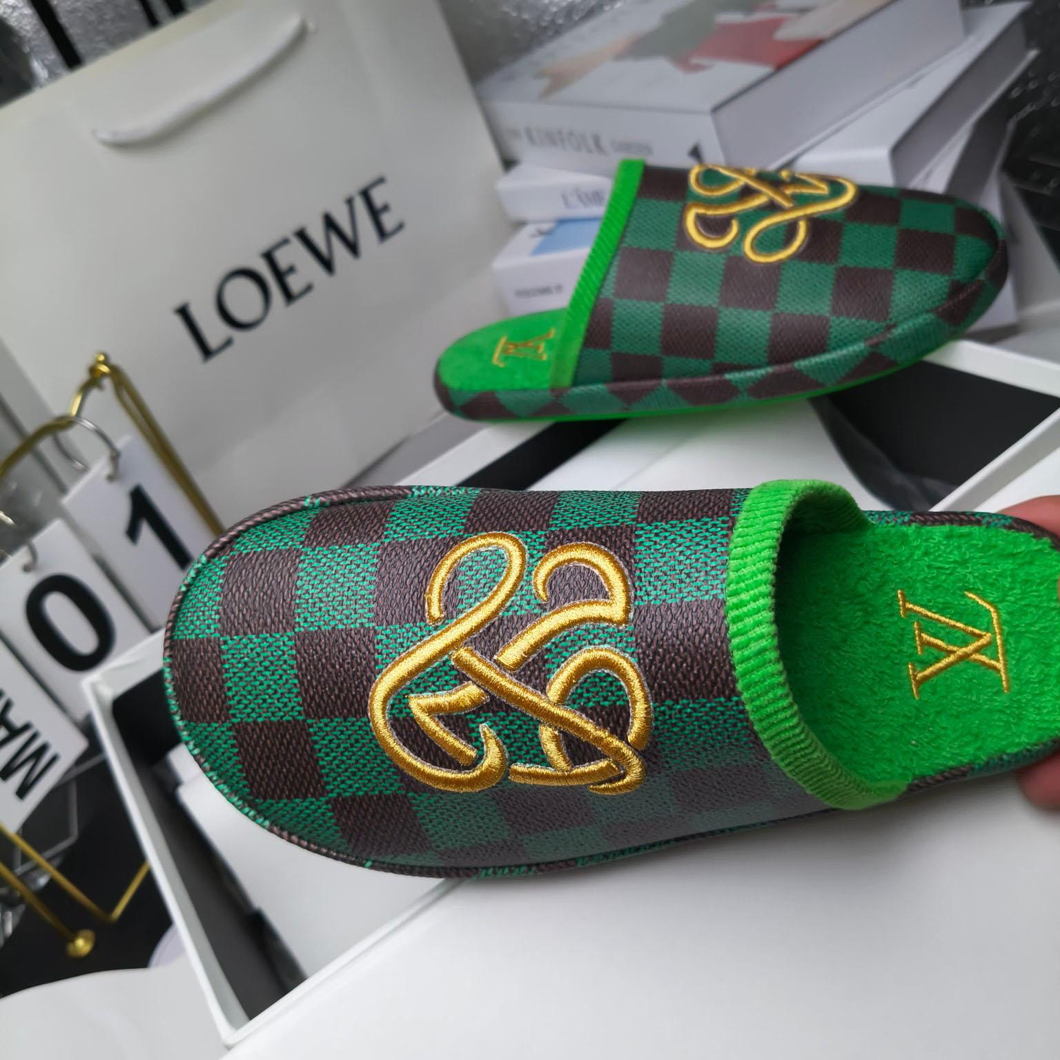 Louis Vuitton LV Palace Slipper   1ACN7D - PerfectKickZ