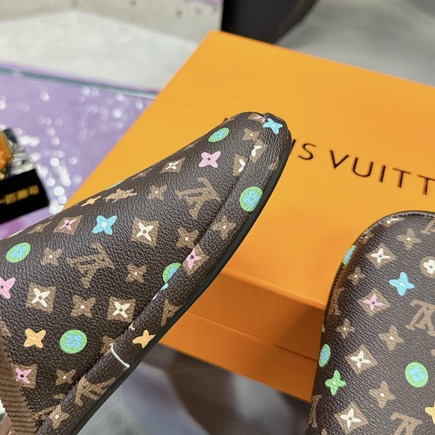 Louis Vuitton LV Palace Slipper    1ACWGF - PerfectKickZ