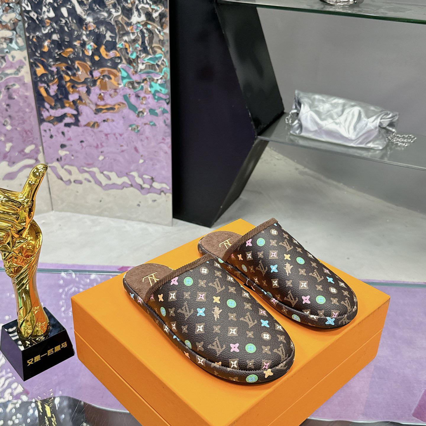 Louis Vuitton LV Palace Slipper    1ACWGF - PerfectKickZ