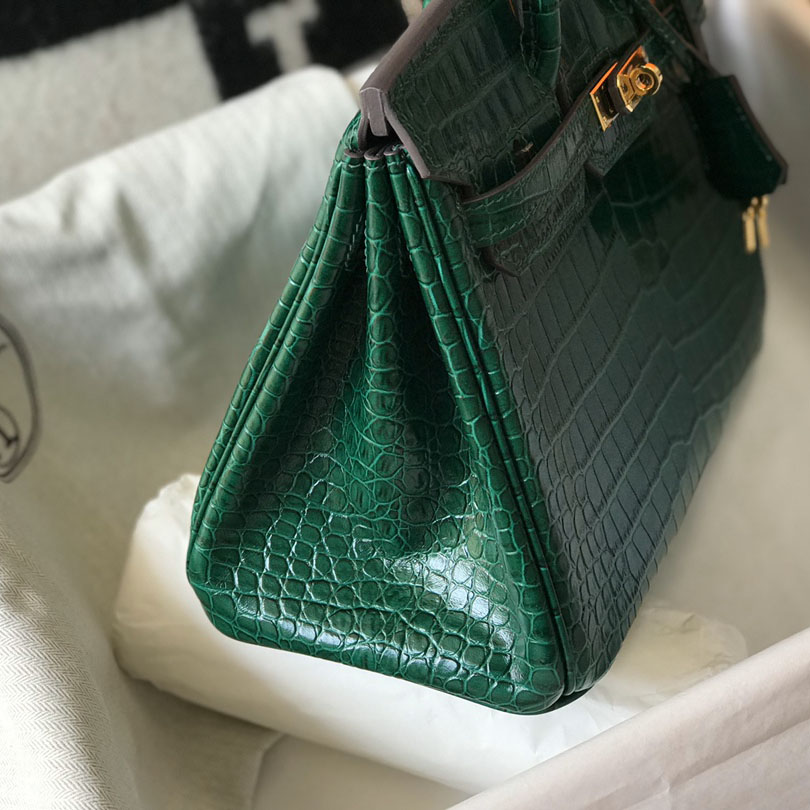 Hermes Birkin 25 Emeraude Porosus Lisse Shiny Gold Hardware (25-20-13cm) - PerfectKickZ