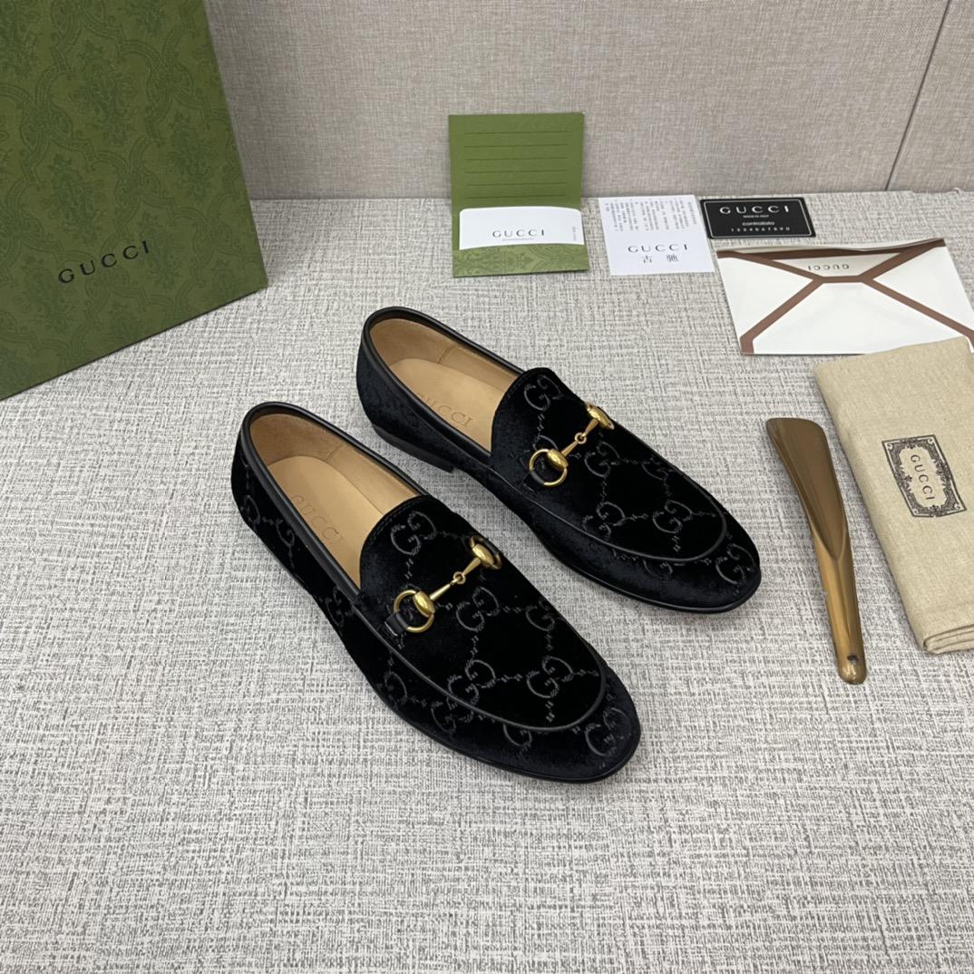 GUCCI Jordaan GG Velvet Loafer - PerfectKickZ