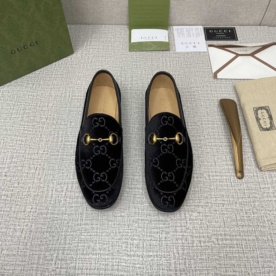 GUCCI Jordaan GG Velvet Loafer - PerfectKickZ