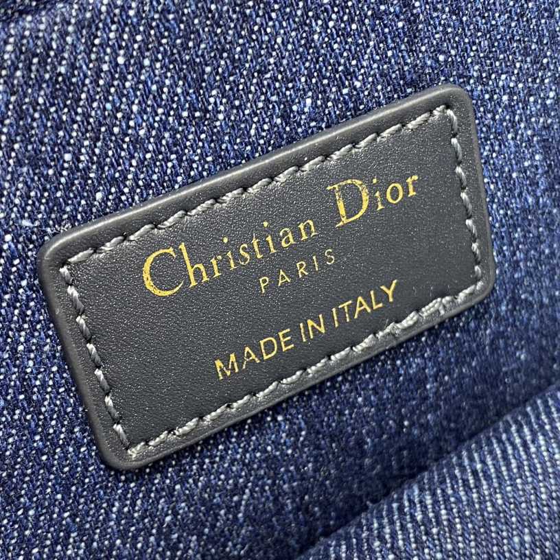 Dior 30 Montaigne East-West Bag With Chain - PerfectKickZ