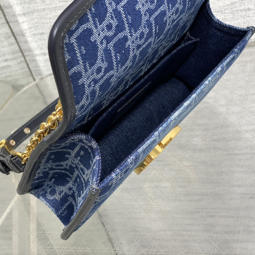 Dior 30 Montaigne East-West Bag With Chain - PerfectKickZ