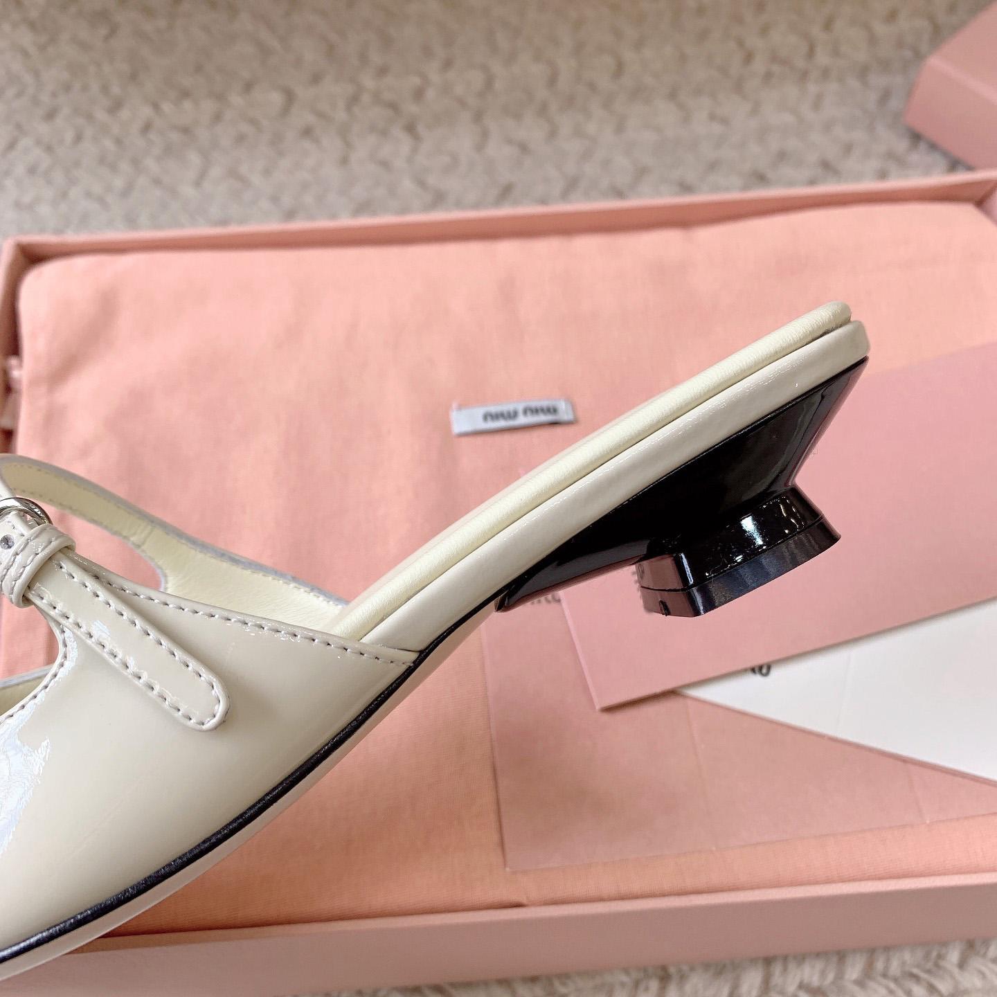 Miu Miu Two-tone Patent Leather Mules - PerfectKickZ
