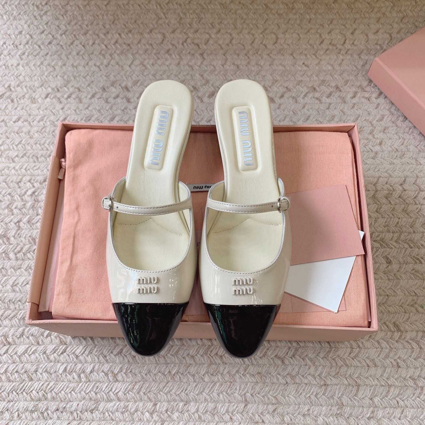 Miu Miu Two-tone Patent Leather Mules - PerfectKickZ