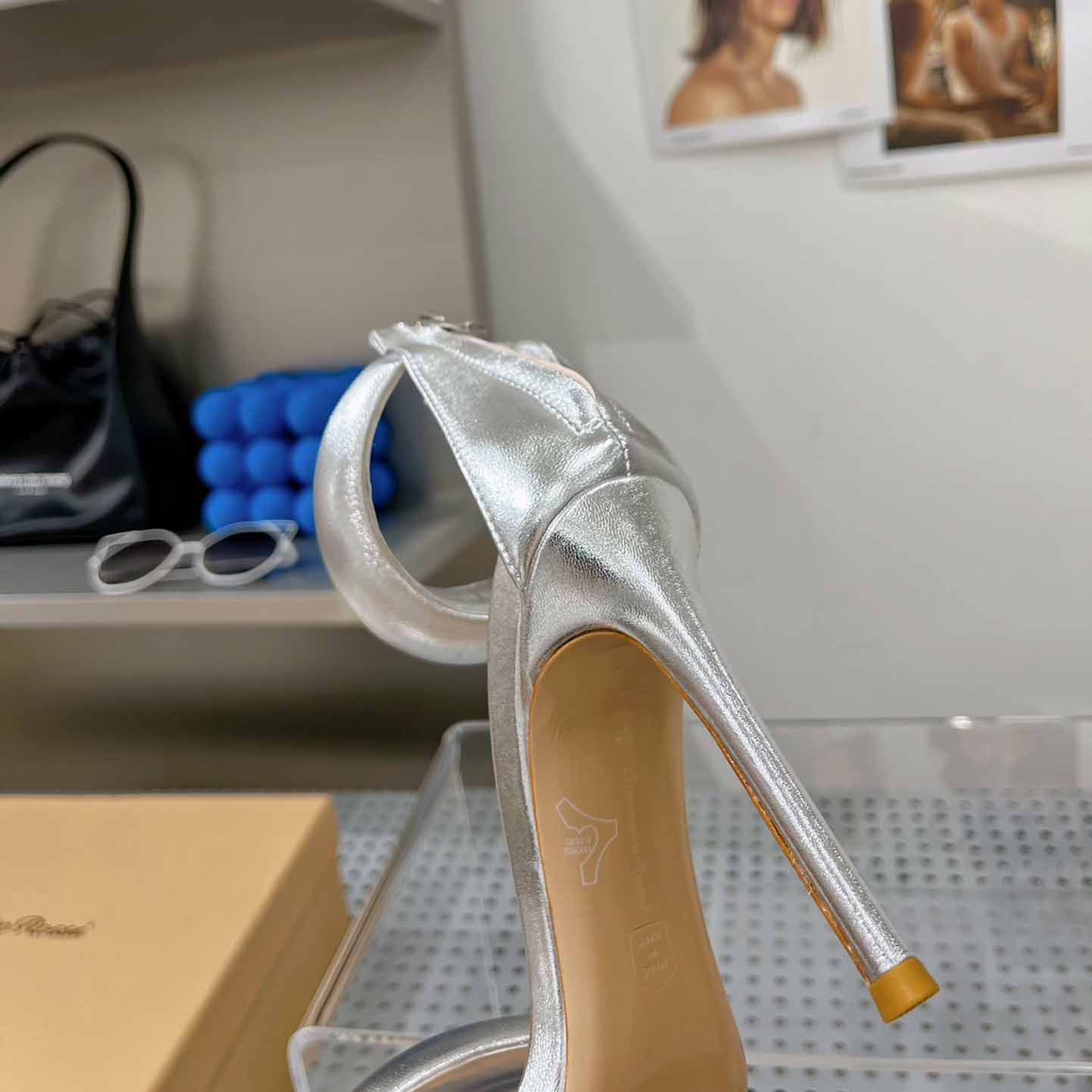 Gianvito Rossi Leather Bijoux Sandals - PerfectKickZ