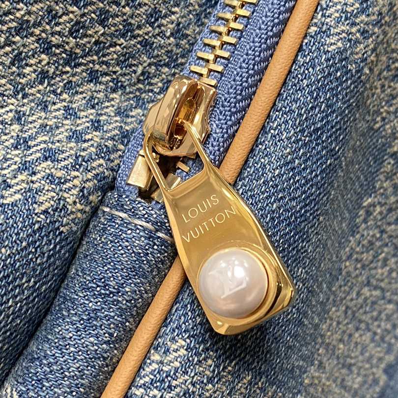 Louis Vuitton Montsouris Backpack   N40708 - PerfectKickZ