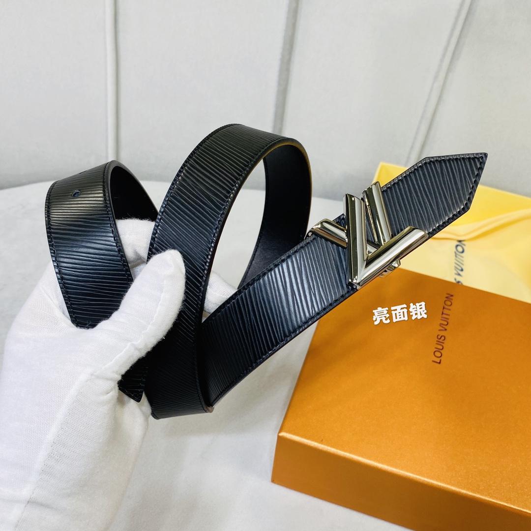 Louis Vuitton 30mm Reversible Belt - PerfectKickZ