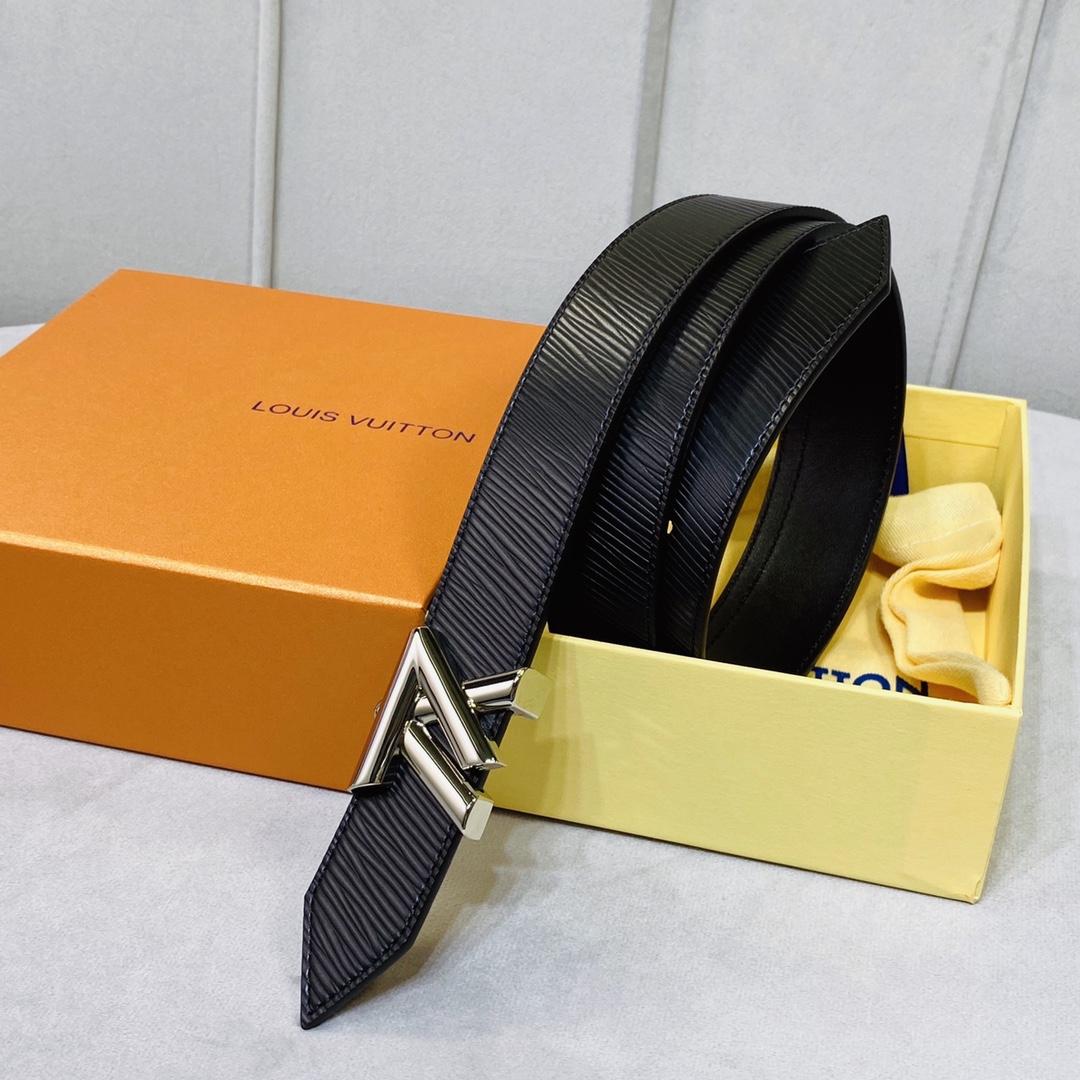 Louis Vuitton 30mm Reversible Belt - PerfectKickZ