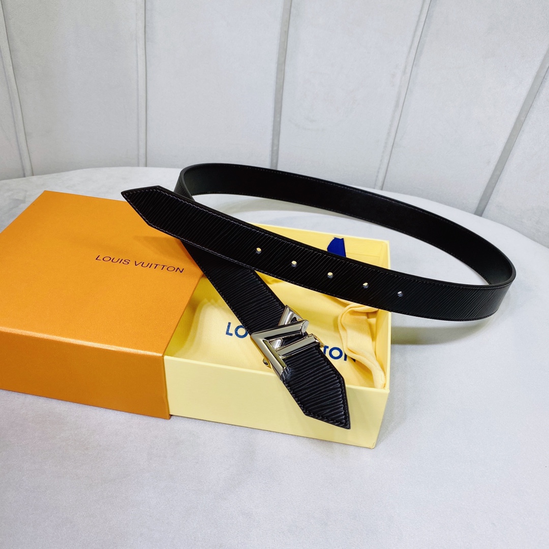 Louis Vuitton 30mm Reversible Belt - PerfectKickZ