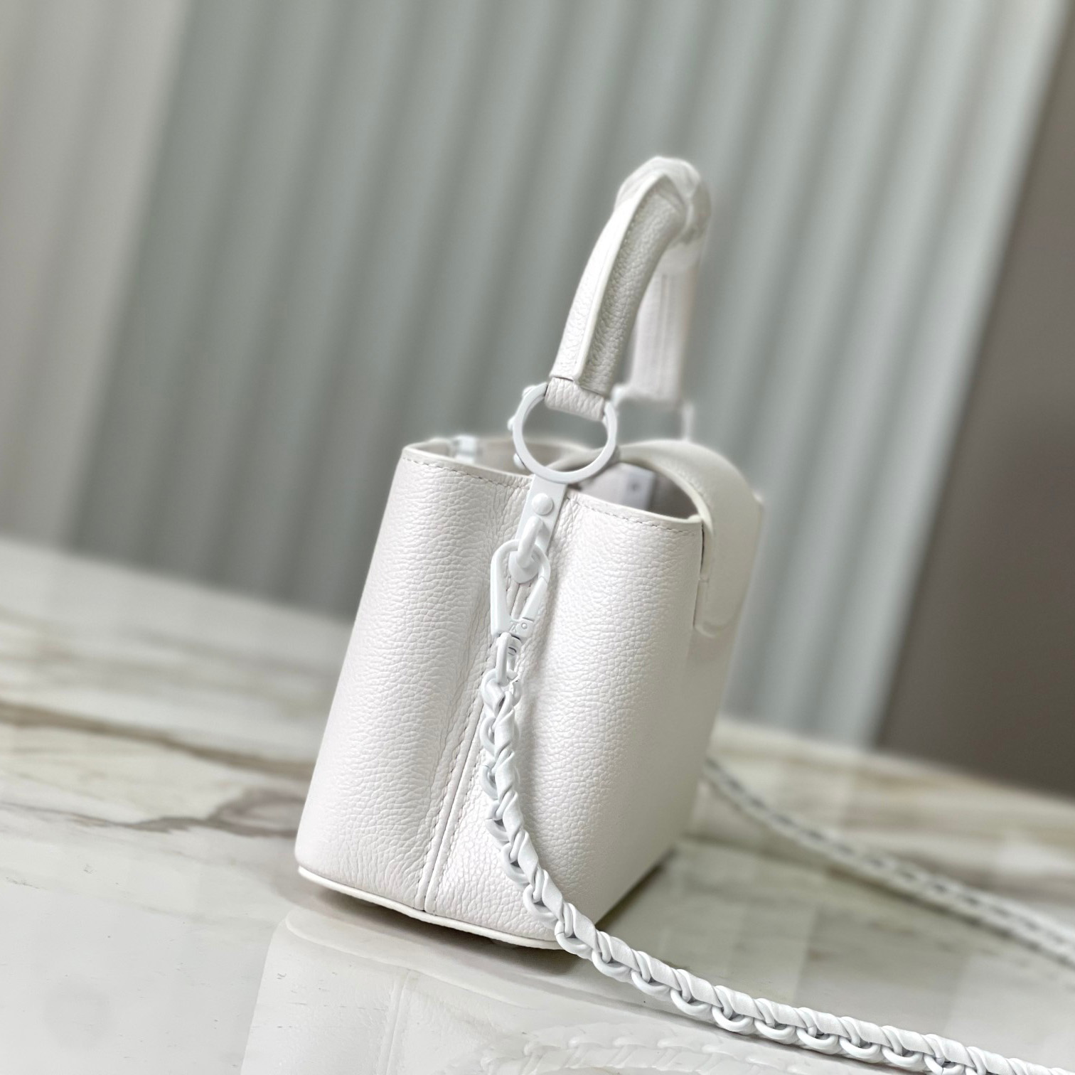 Louis Vuitton Capucines Mini（22 * 12 * 8 cm） - PerfectKickZ