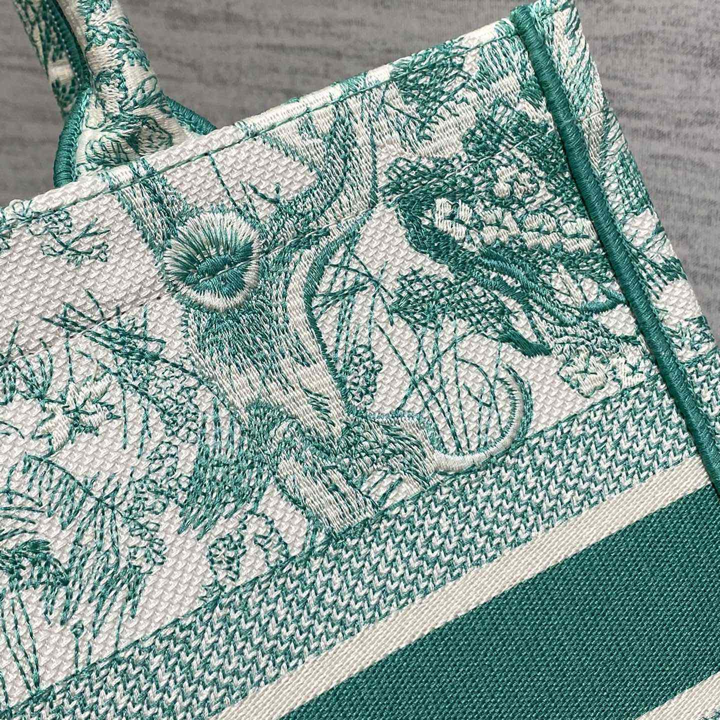 Dior Medium Dioriviera Dior Book Tote    - PerfectKickZ