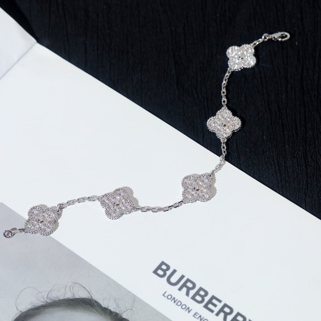 Van Cleef & Arpels Bracelet - PerfectKickZ
