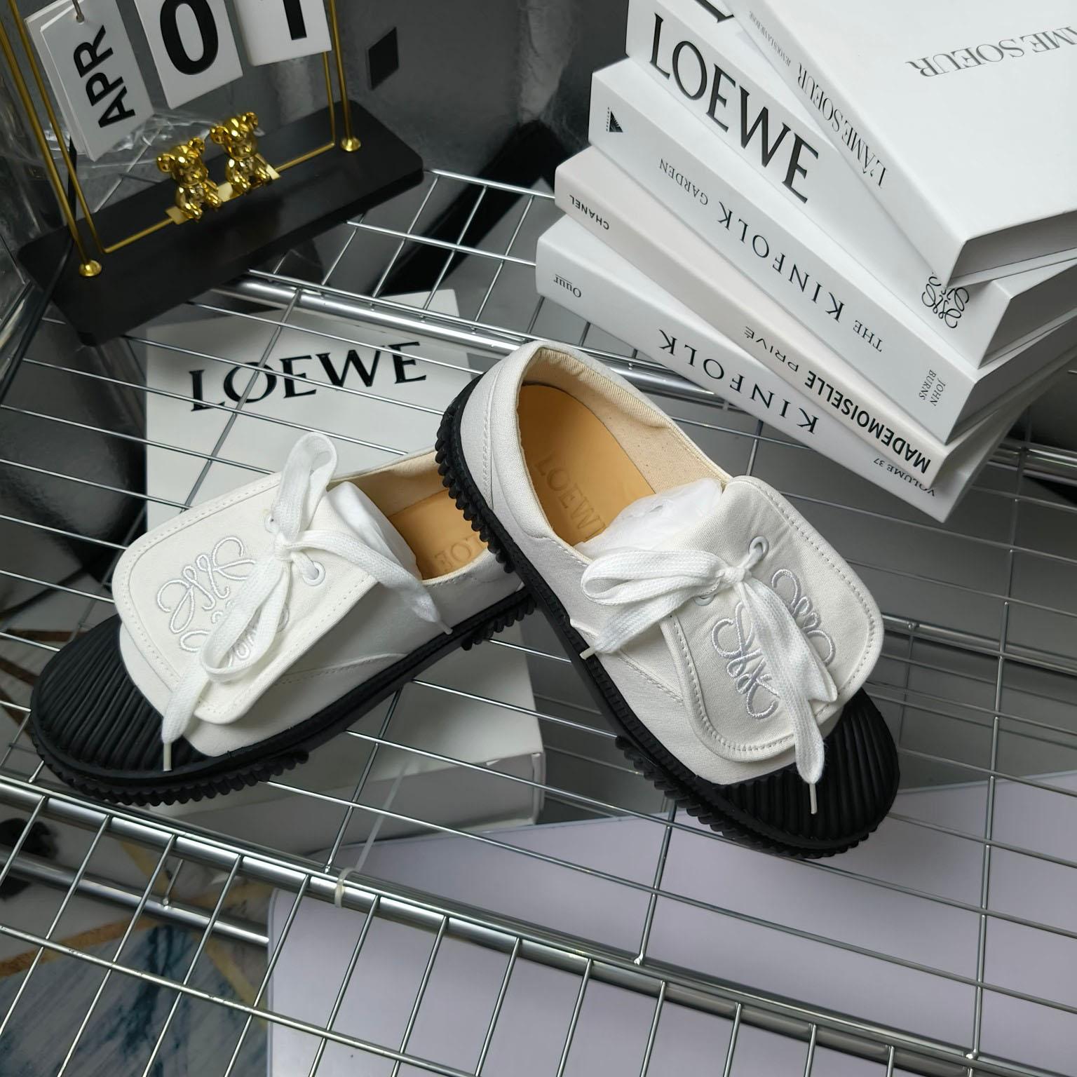 Loewe Anagram Embroidered Flap Low-Top Sneakers - PerfectKickZ