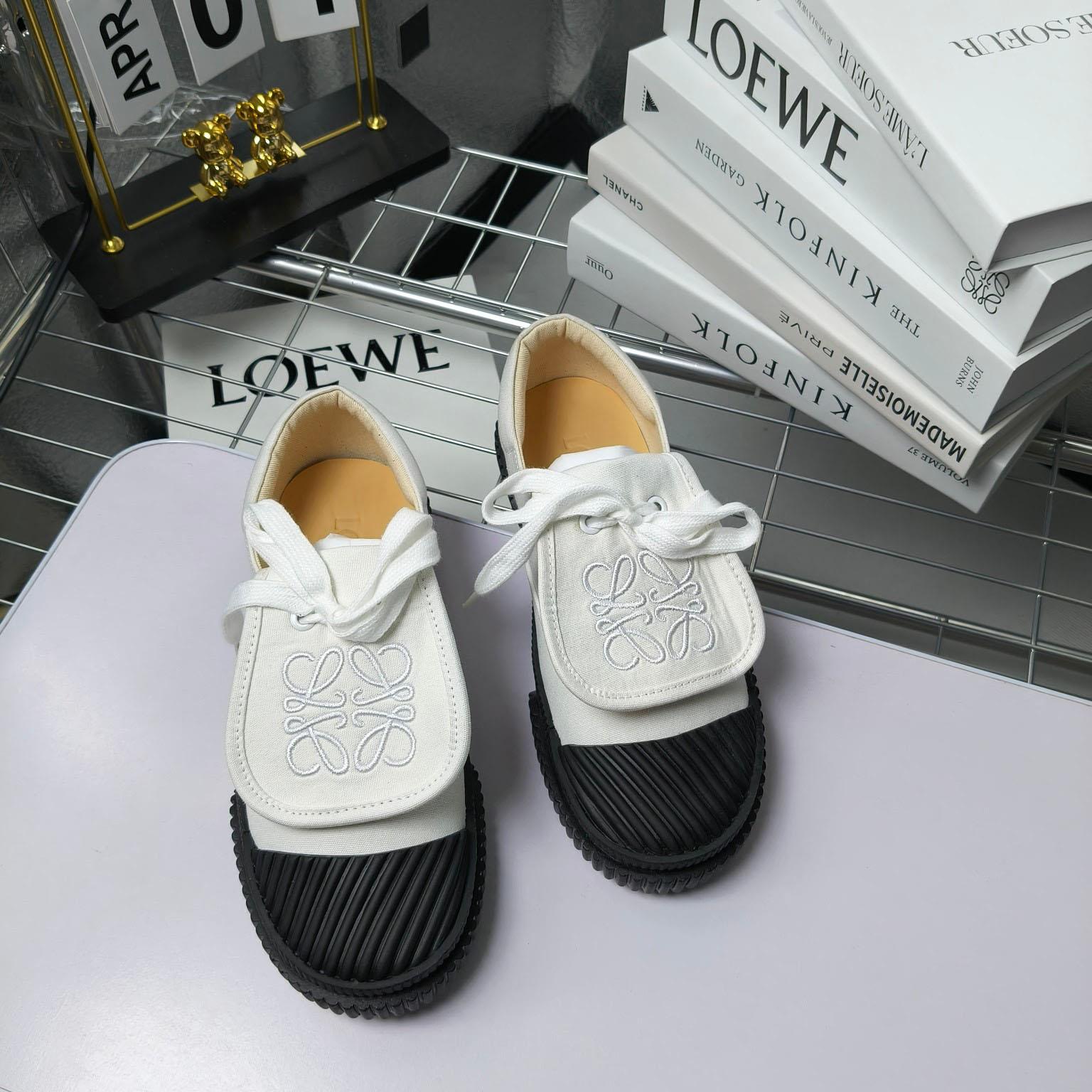 Loewe Anagram Embroidered Flap Low-Top Sneakers - PerfectKickZ
