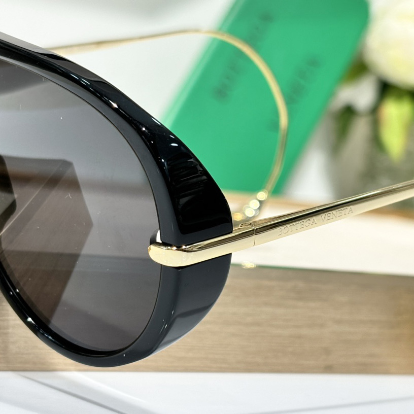 Bottega Veneta Drop Aviator Sunglasses    - PerfectKickZ