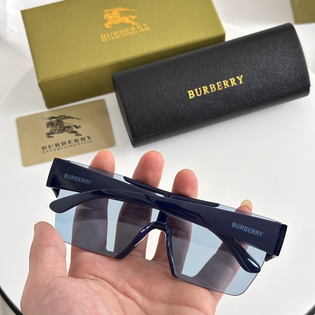 Burberry BE4291 Sunglasses   - PerfectKickZ