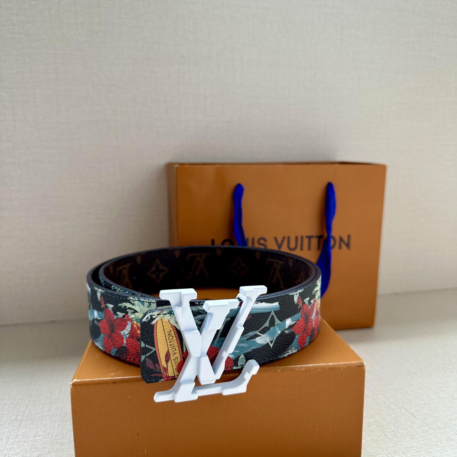 Louis Vuitton LV Tag 40mm Reversible Belt - PerfectKickZ