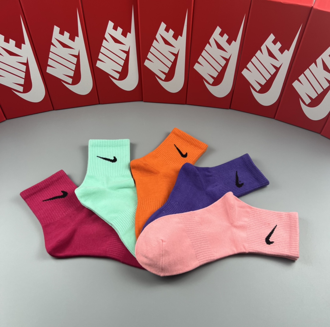Nike Socks /Box - PerfectKickZ