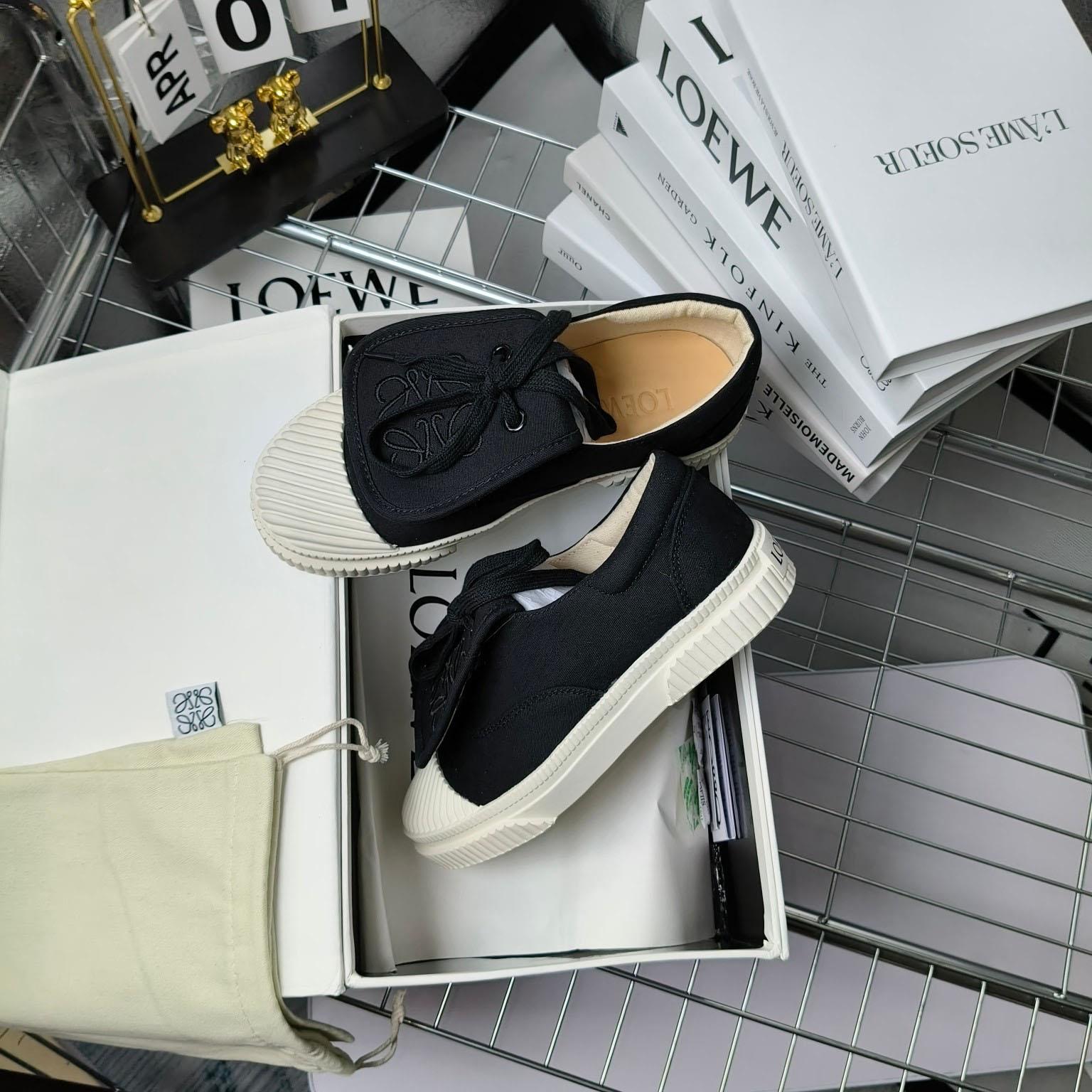 Loewe Anagram Embroidered Flap Low-Top Sneakers - PerfectKickZ