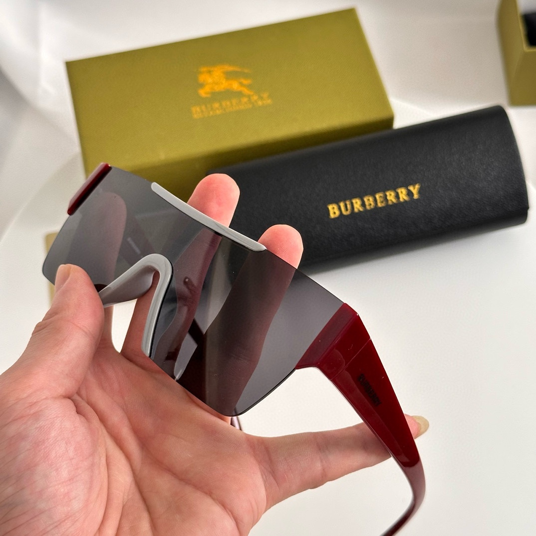 Burberry BE4291 Sunglasses   - PerfectKickZ