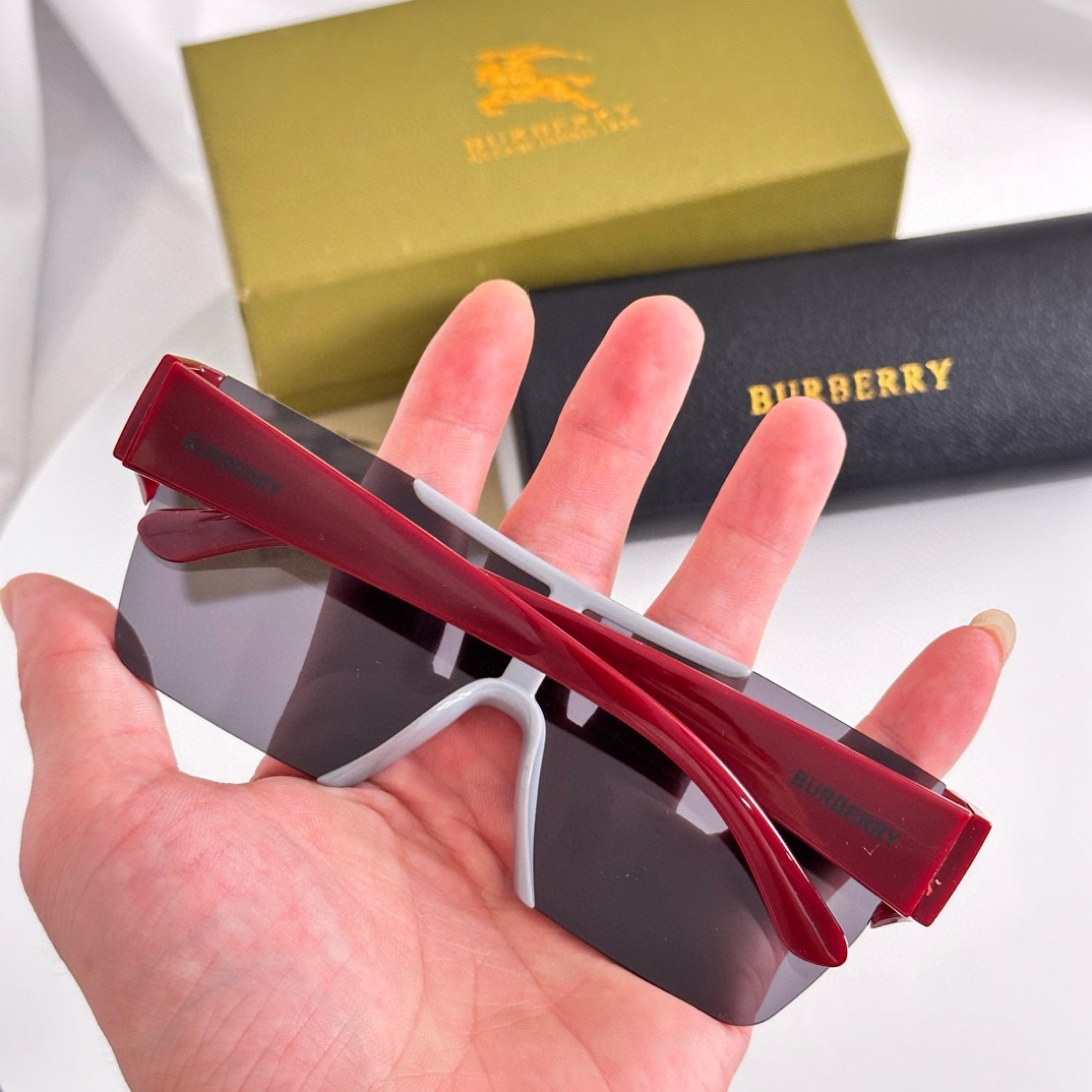 Burberry BE4291 Sunglasses   - PerfectKickZ