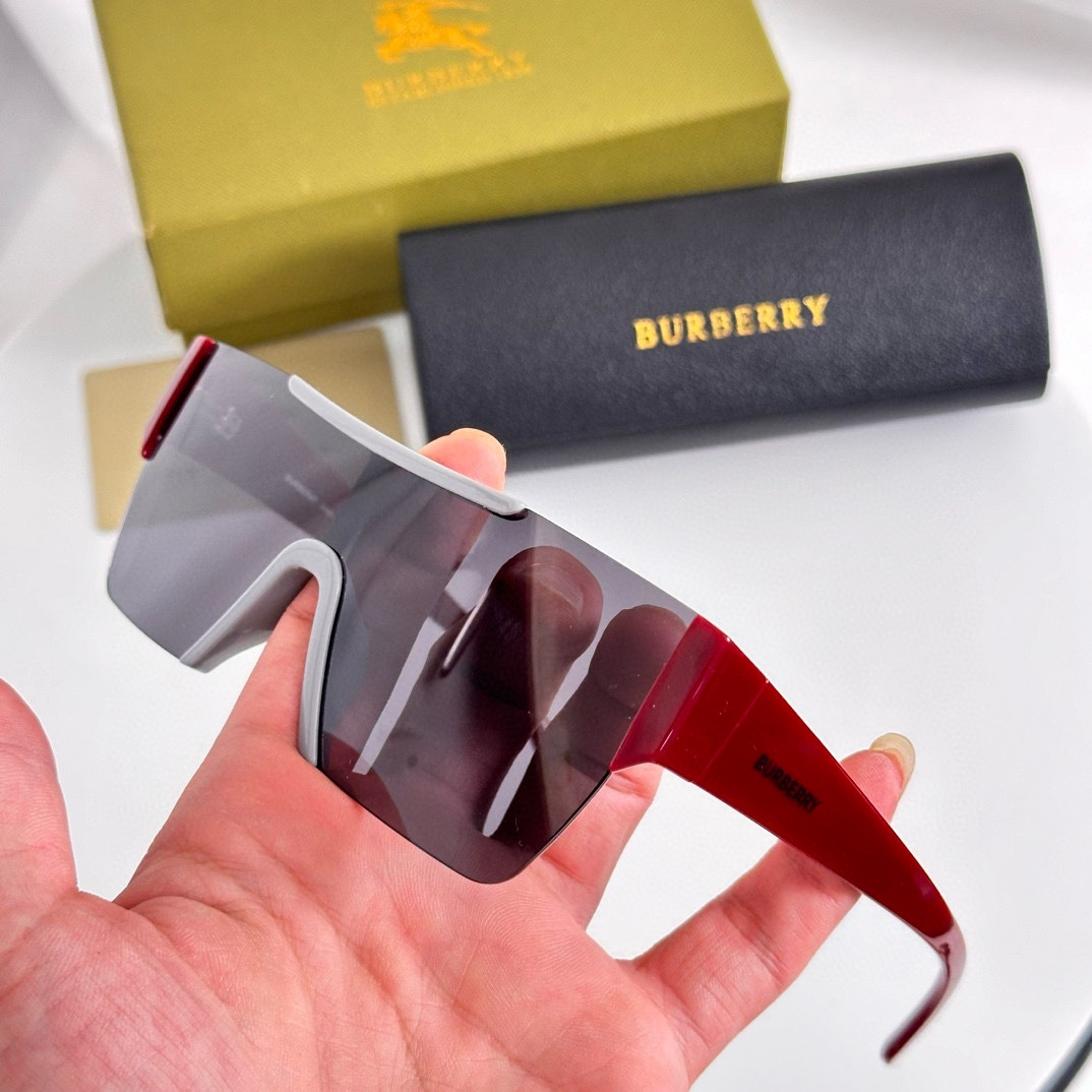 Burberry BE4291 Sunglasses   - PerfectKickZ