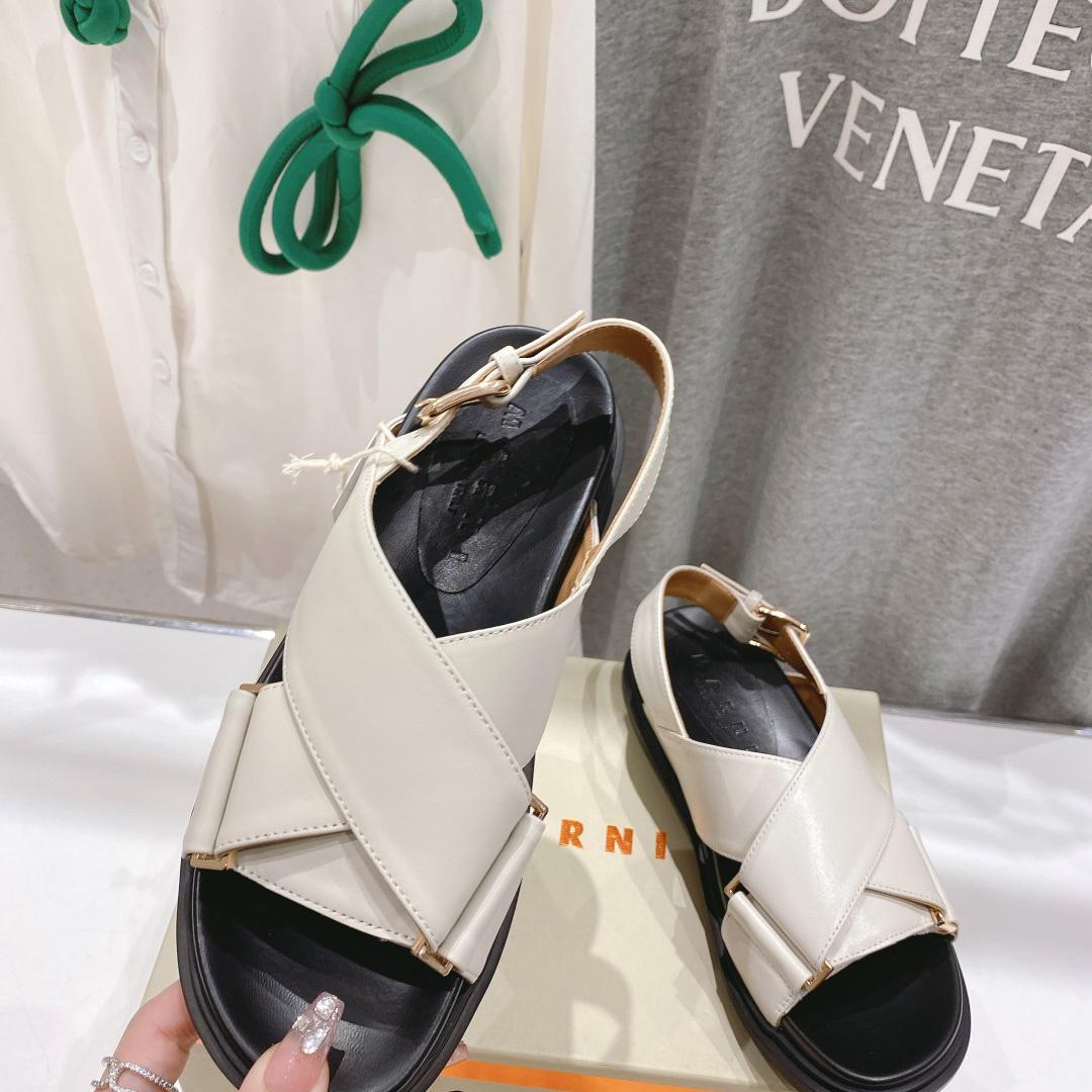 Marni White Leather Fussbett - PerfectKickZ