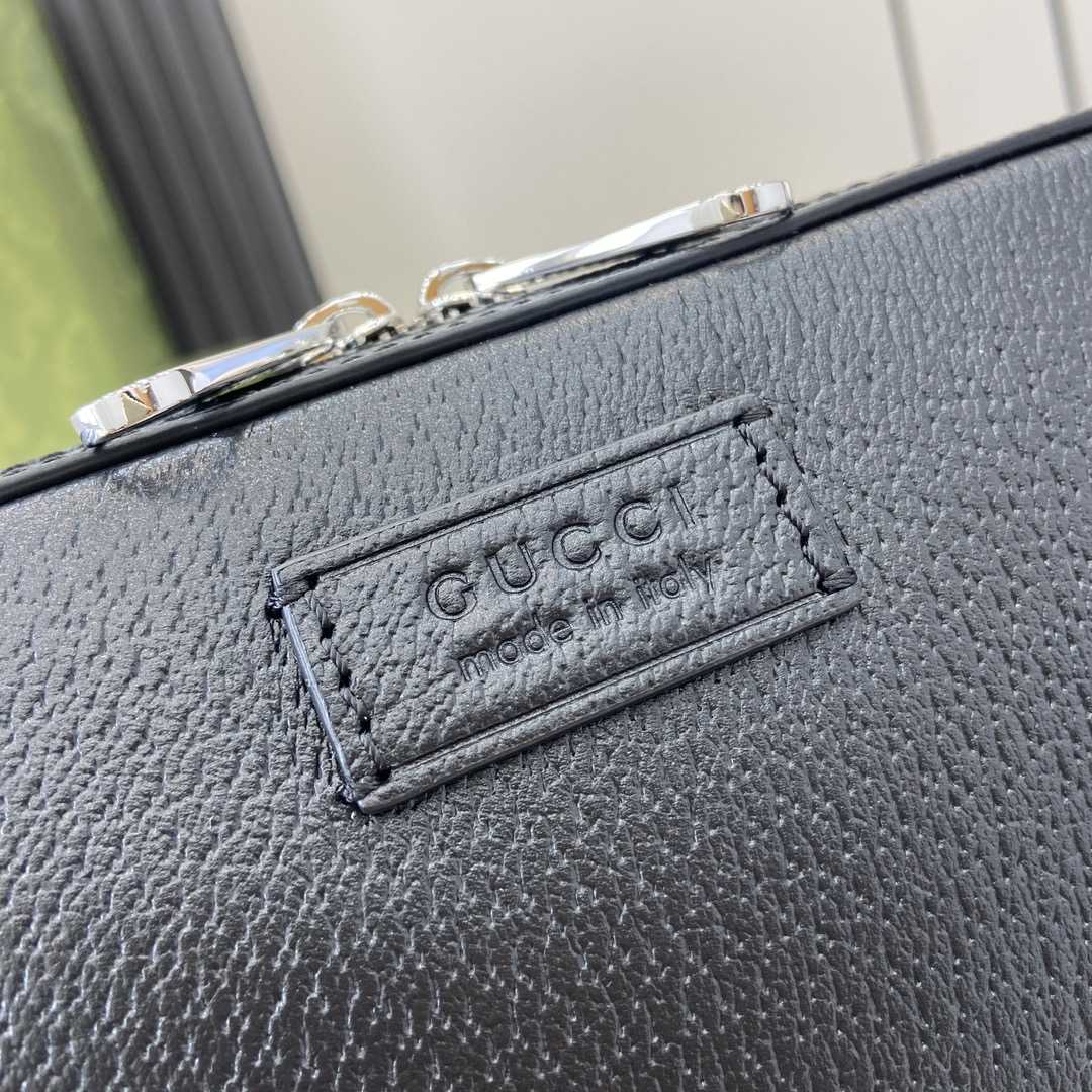 Gucci Small GG Crossbody Bag With Tag - PerfectKickZ