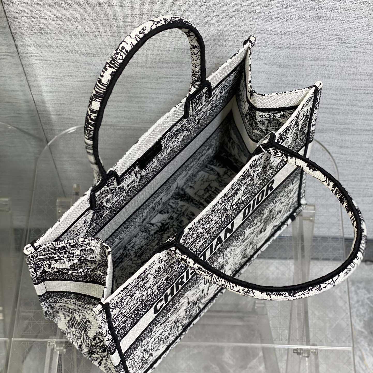 Dior Medium Dior Book Tote    - PerfectKickZ
