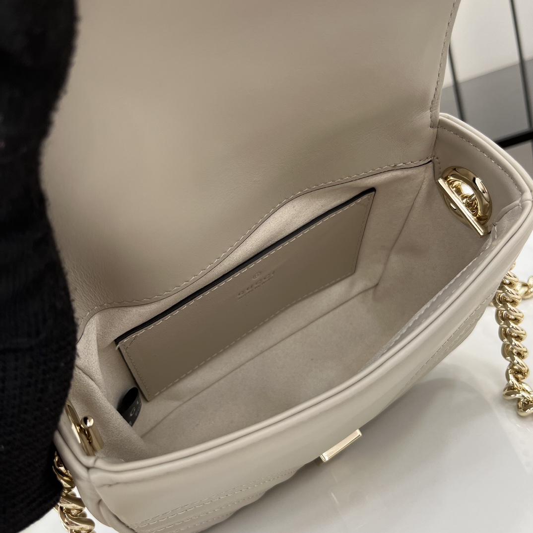 Gucci GG Marmont Mini Top Handle Bag - PerfectKickZ