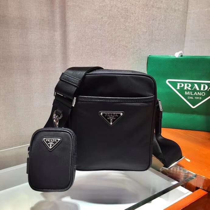 Prada Shoulder Bag ( 20-16-5cm) - 