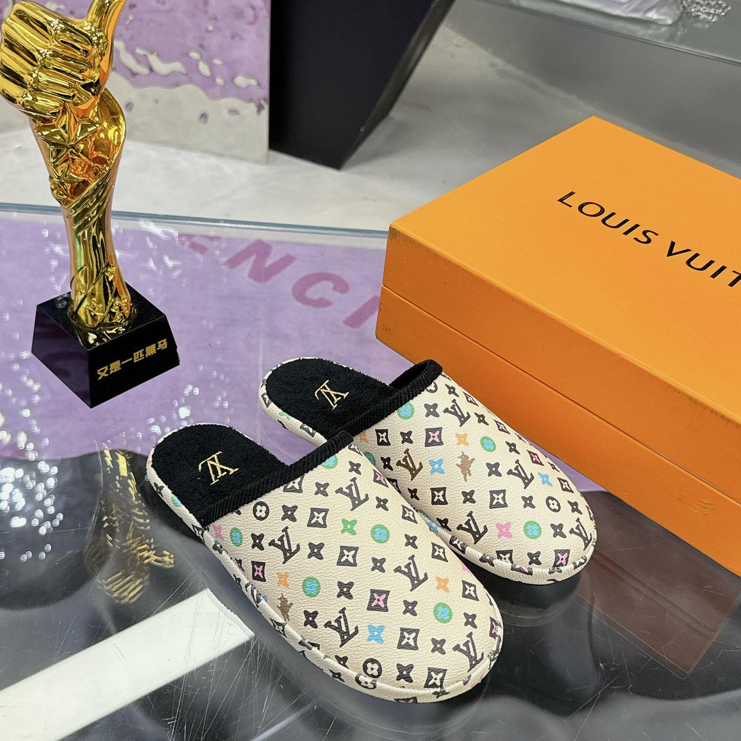 Louis Vuitton LV Palace Slipper    1ACWGN - PerfectKickZ