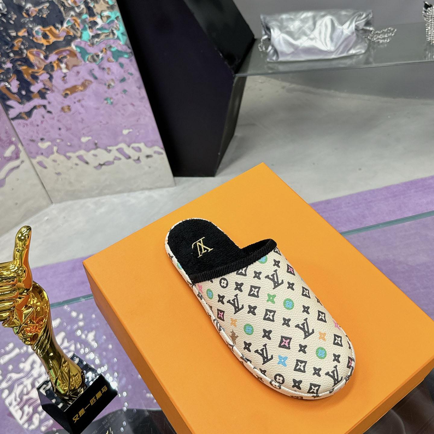 Louis Vuitton LV Palace Slipper    1ACWGN - PerfectKickZ