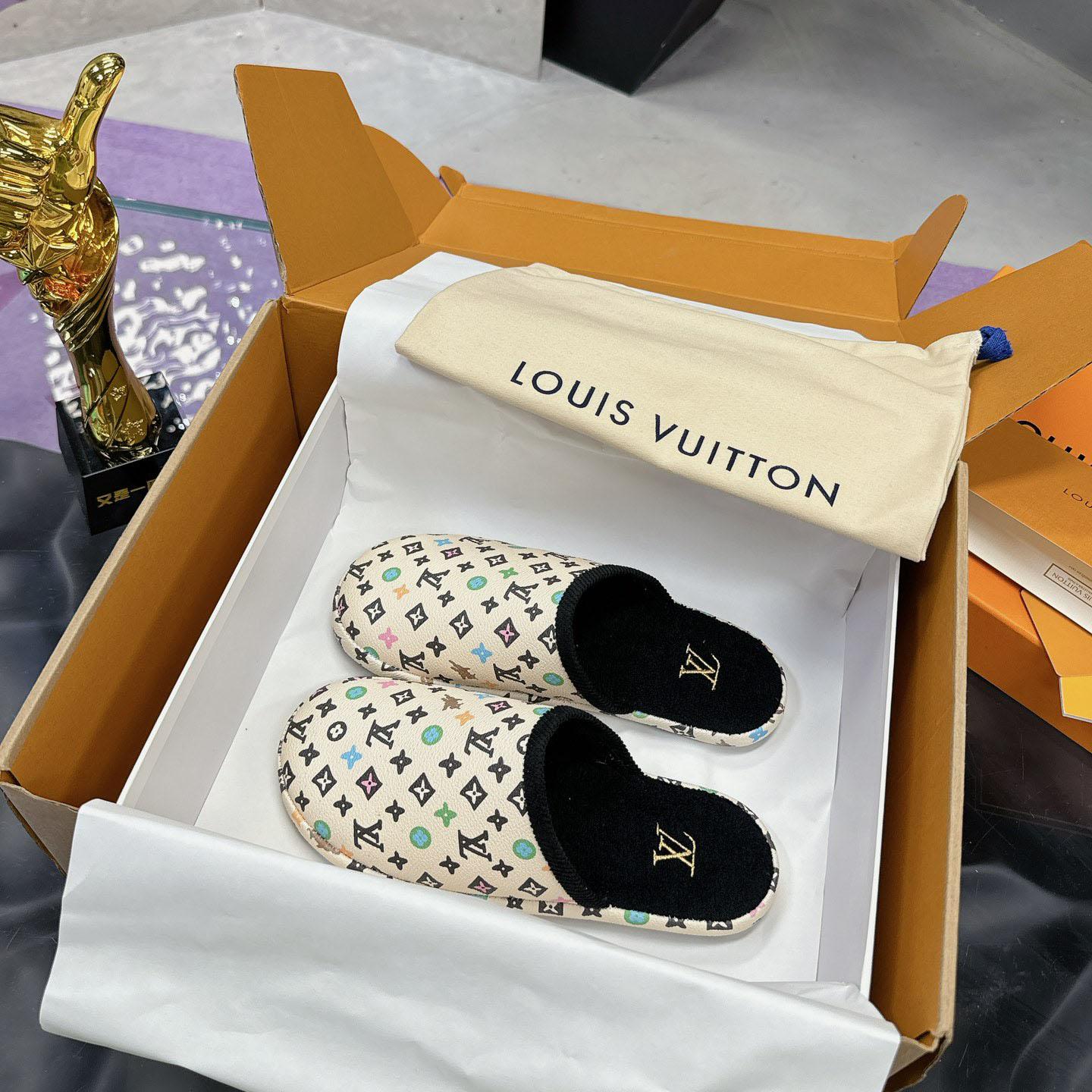 Louis Vuitton LV Palace Slipper    1ACWGN - PerfectKickZ
