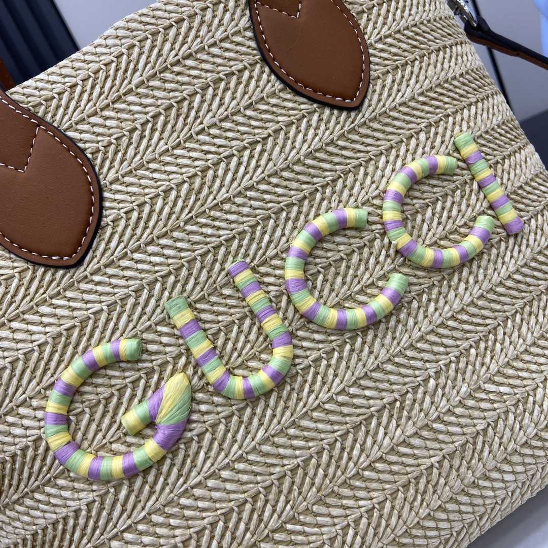 Gucci Small Straw-effect Tote  - PerfectKickZ