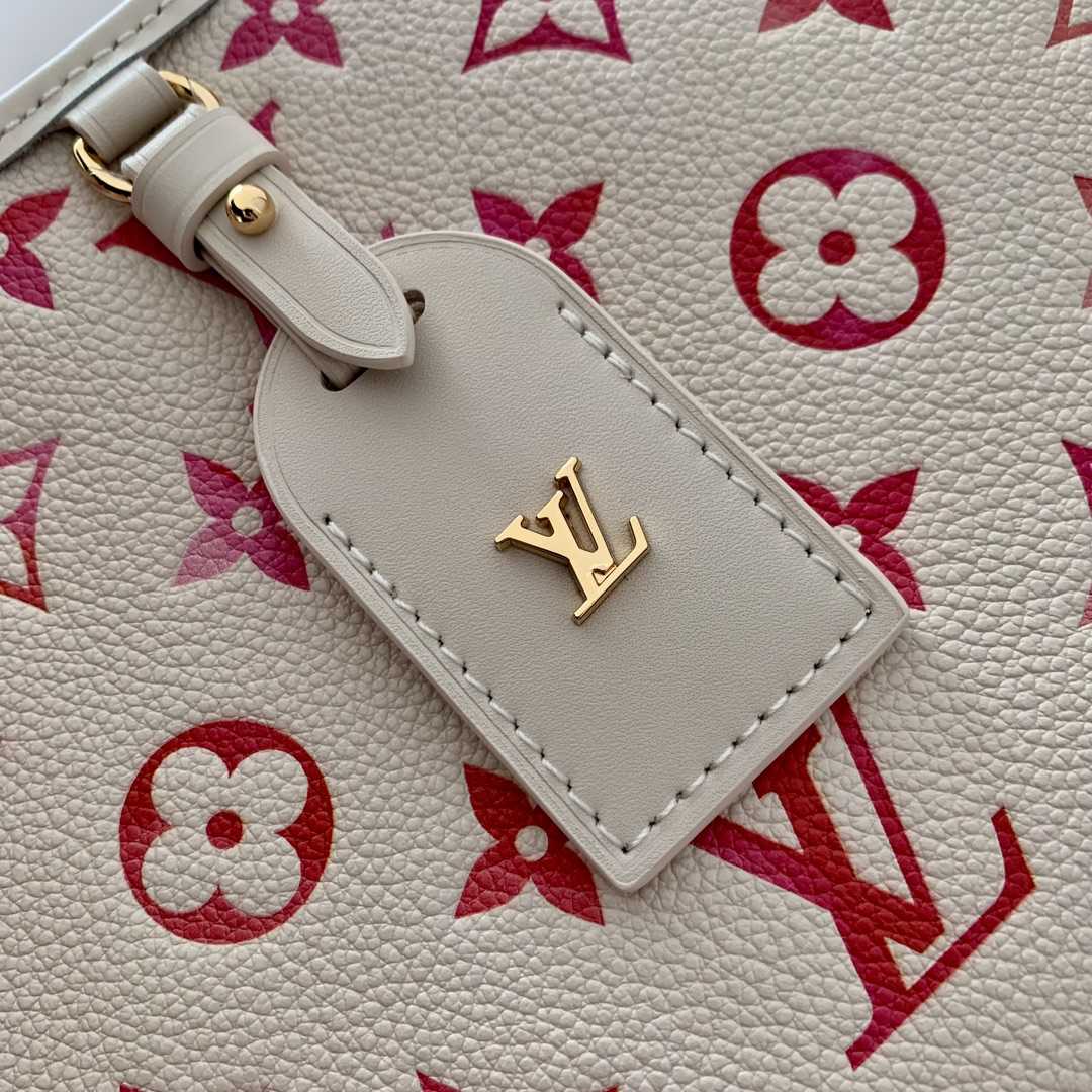 Louis Vuitton CarryAll PM   M24652 - PerfectKickZ
