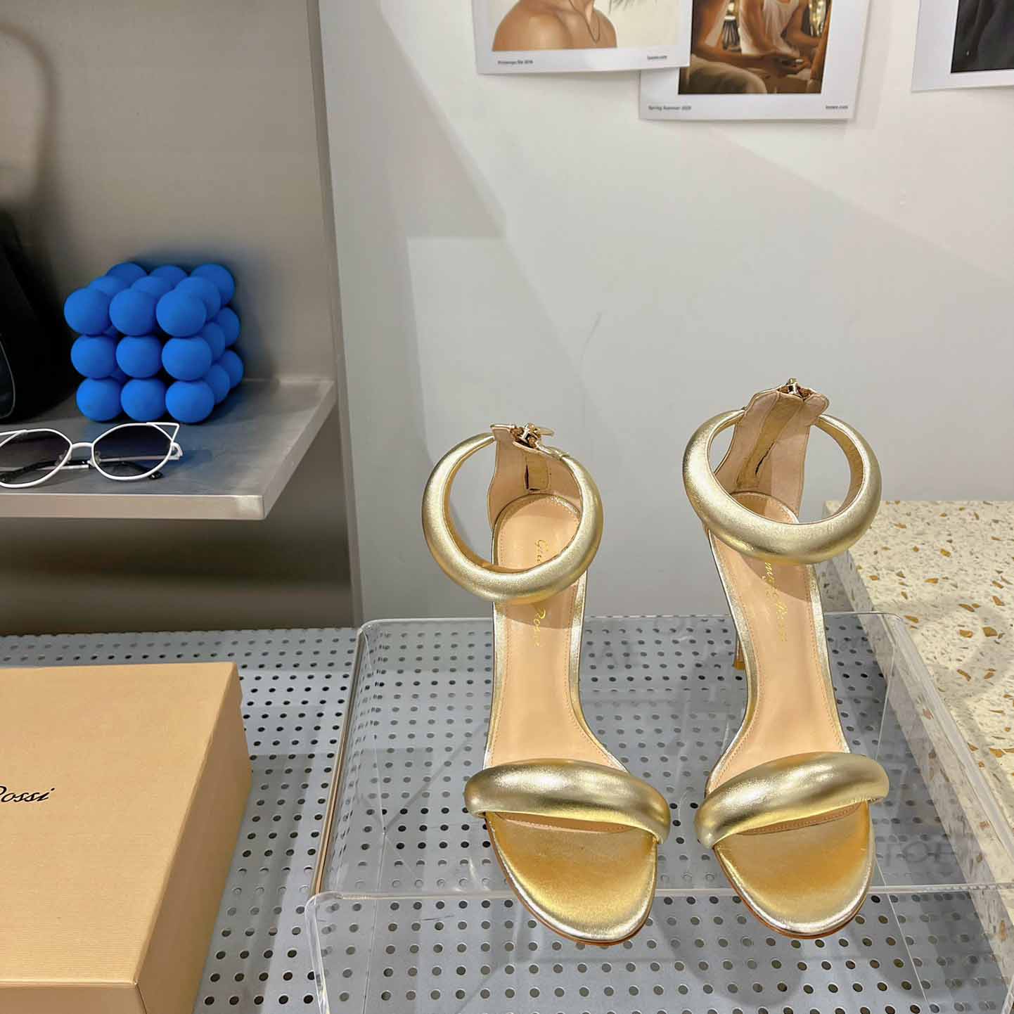 Gianvito Rossi Leather Bijoux Sandals - PerfectKickZ
