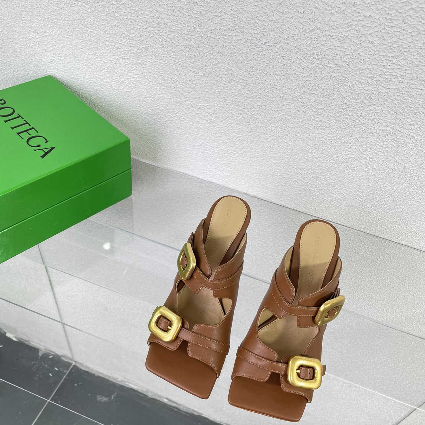 Bottega Veneta Stretch Buckle Mule Sandal - PerfectKickZ