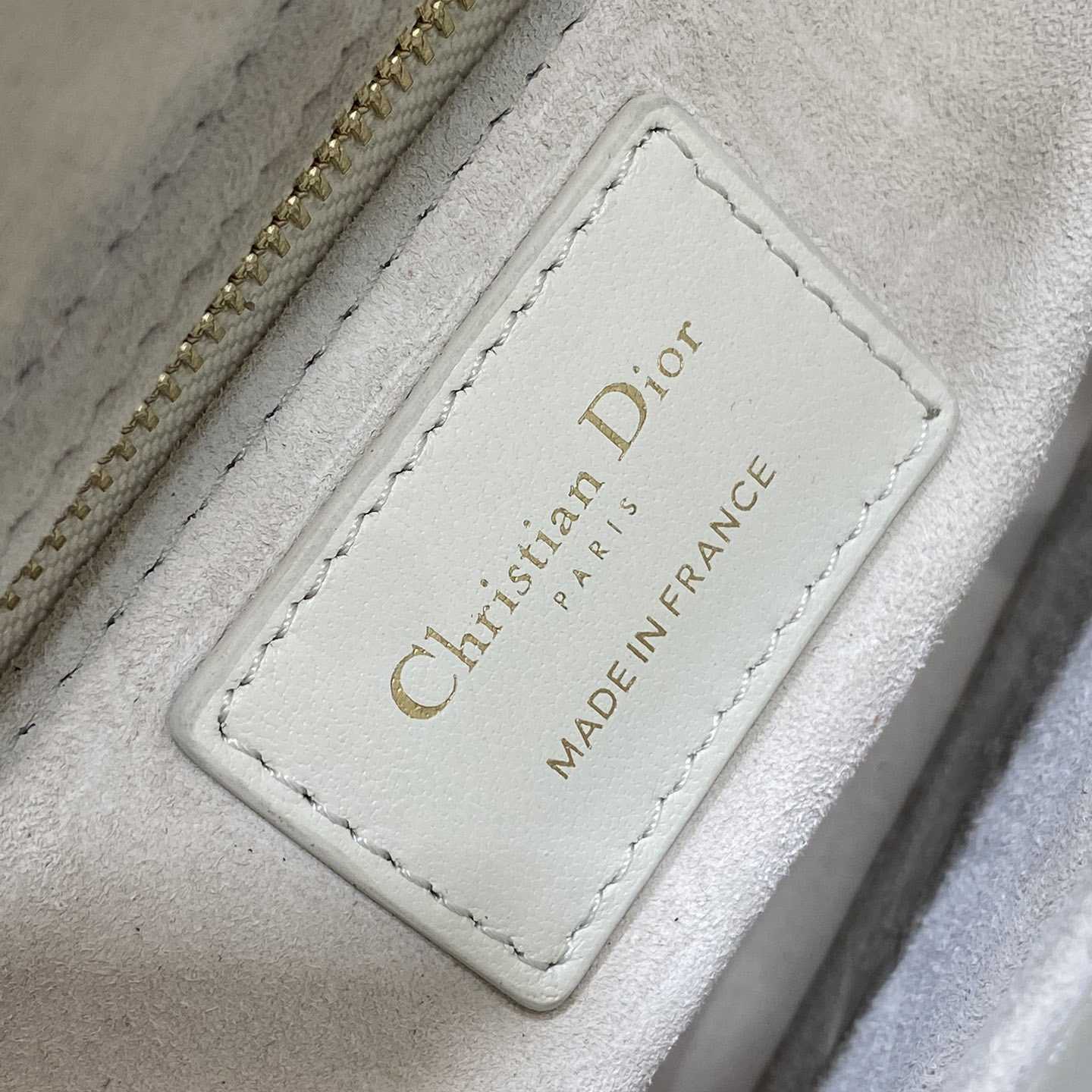 Dior Lady Dior Bag  （20*8*17cm） - PerfectKickZ