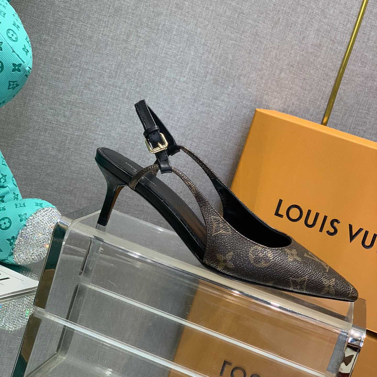 Louis Vuitton Cherie Slingback Pump - PerfectKickZ
