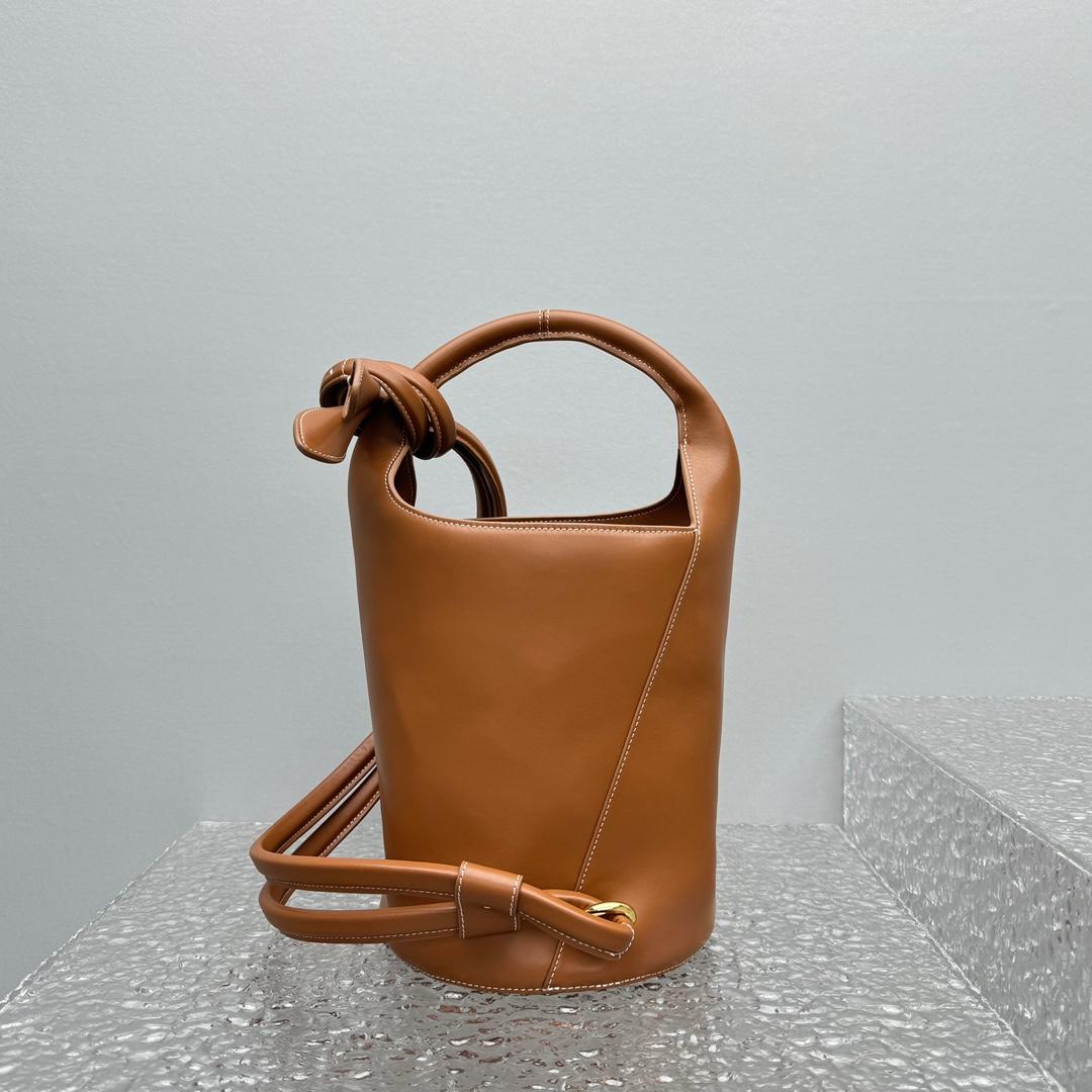 Jacquemus Le petit Tourni Mini Knotted Bucket Bag - PerfectKickZ