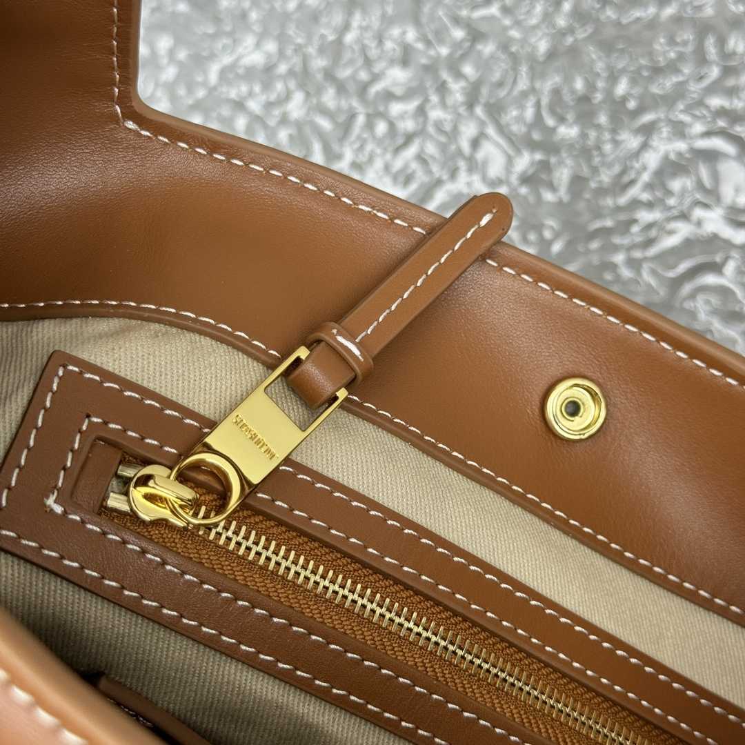 Jacquemus Le petit Tourni Mini Knotted Bucket Bag - PerfectKickZ