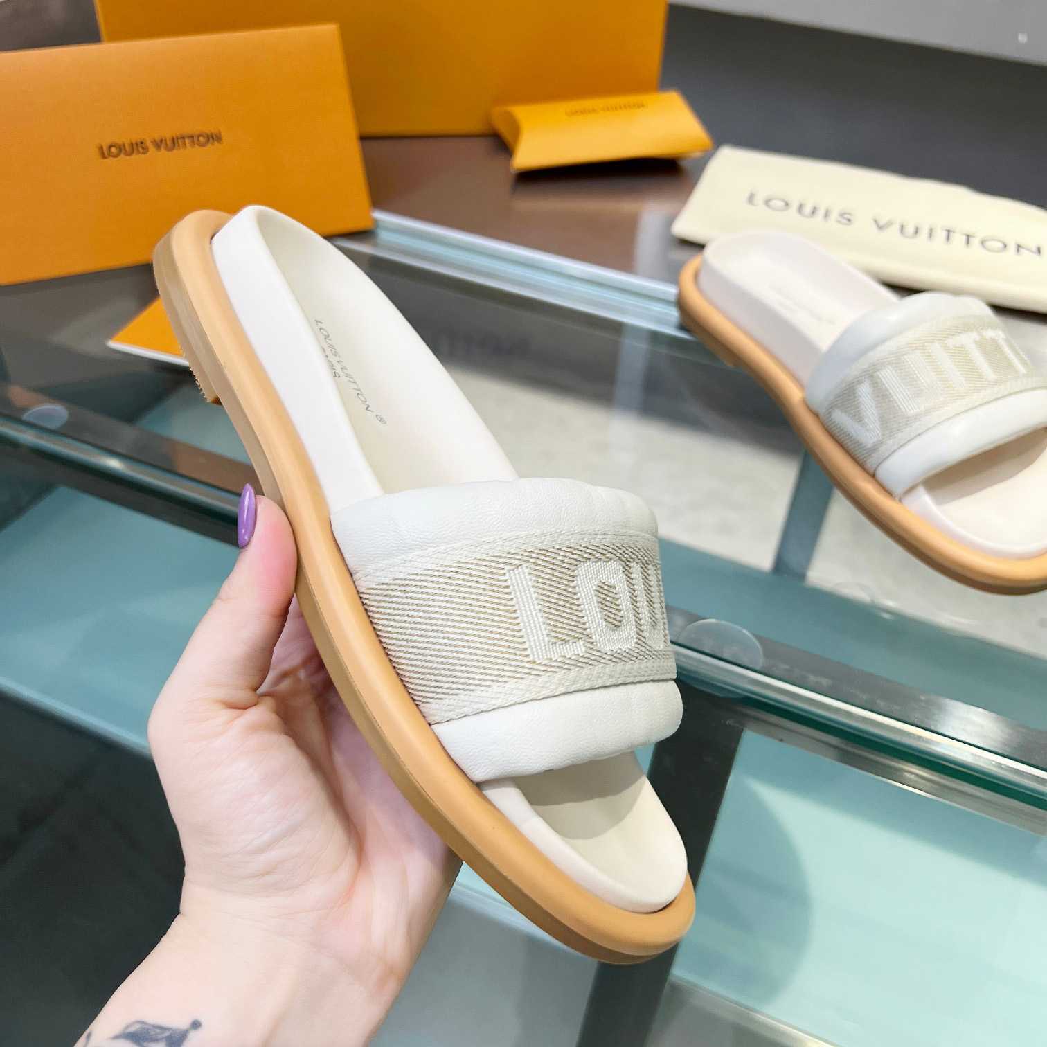 Louis Vuitton LV Bliss Comfort Mule   1ACTIR - PerfectKickZ