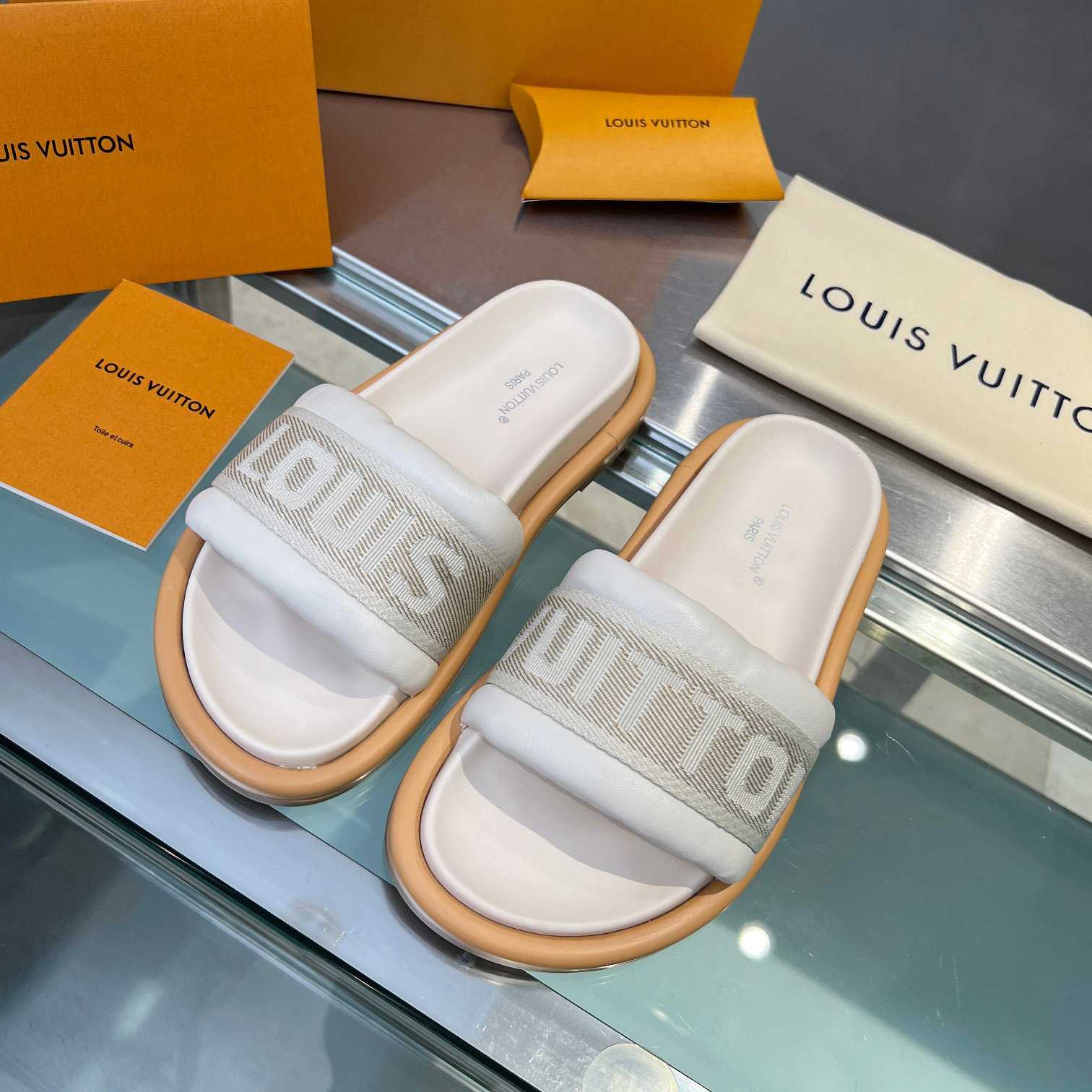Louis Vuitton LV Bliss Comfort Mule   1ACTIR - PerfectKickZ